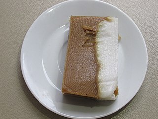 <span class="mw-page-title-main">Kue talam</span> Indonesian coconut tray cake