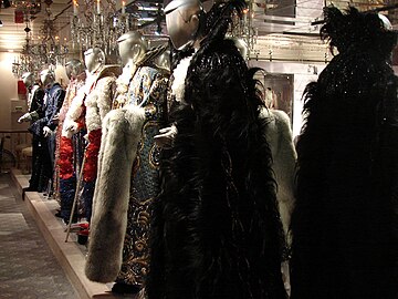 Liberace's costumes (2007)