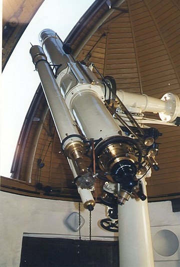 Refracting telescope