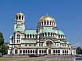 La cathédrale Alexandre-Nevski de Sofia, bâtie selon un plan en croix et dotée d'un campanile de plus de 50 mètres.