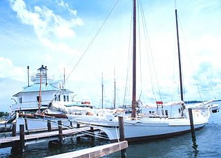 <span class="mw-page-title-main">Bugeye</span> Chesapeake Bay sailboat type for oyster dredging