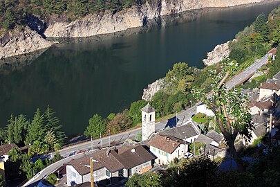 Vogorno and Lago di Vogorno