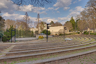 <span class="mw-page-title-main">Raleigh Little Theatre</span>