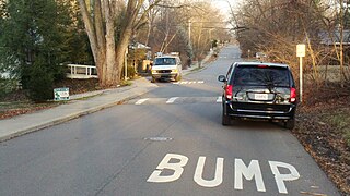 <span class="mw-page-title-main">Speed bump</span> Traffic calming device