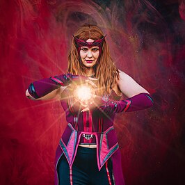 Cosplayer Scarlet Witch, 2022