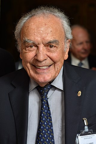 <span class="mw-page-title-main">Werner Arber</span> Swiss microbiologist and geneticist (born 1929)