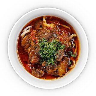 <span class="mw-page-title-main">Laghman (food)</span> Central Asian noodle dish