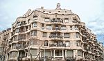 Casa Milà. Ett modernisme-hus av Antoni Gaudí.