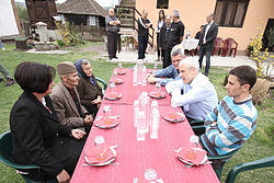 Boris Tadić guesting the Grčić family in Jabučje, 2012