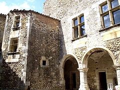 Château du Bosquet.