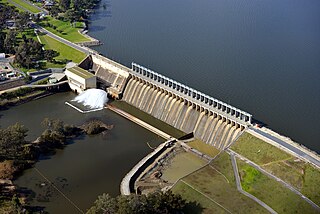 <span class="mw-page-title-main">Hume Dam</span> Dam in Riverina, New South Wales