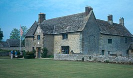 Sulgrave Manor, met de Amerikaanse vlag.