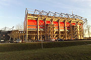 Het stadion gezien vanaf Kinepolis.