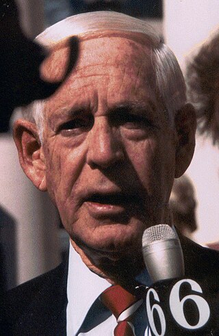 <span class="mw-page-title-main">Jack Buck</span> American sportscaster (1924–2002)