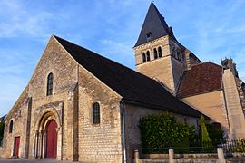 The church in Ligny-le-Châtel