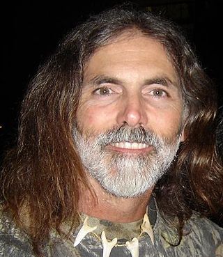 <span class="mw-page-title-main">Manny Puig</span> American wildlife entertainer (born 1954)