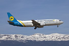 UR-GAO B737-400 Ukraine International (7380941768).jpg