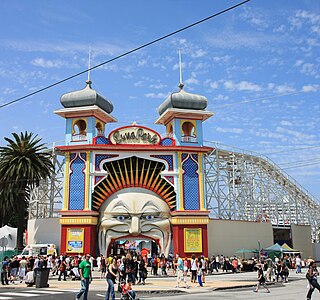 <span class="mw-page-title-main">Luna Park, Melbourne</span> Amusement park in Melbourne, Australia