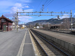 <span class="mw-page-title-main">Vinstra</span> Town in Nord-Fron, Norway