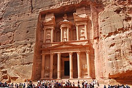 La Khazneh, cœur de la cité antique de Pétra en Jordanie.