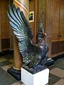 Eagle (1908), um dos quatro que decorou o Monumento dos Mártires do Navio Prisioneiro, Brooklyn, Nova York