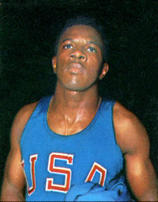 <span class="mw-page-title-main">Earl McCullouch</span> American football player, sprinter, and hurdler (born 1946)