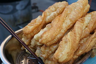 <span class="mw-page-title-main">Youtiao</span> Deep-fried pastry of Chinese origin