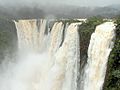 Jog Falls - nejwuše wódopady Indiskeje