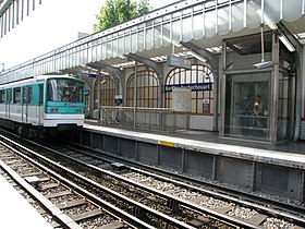 Image illustrative de l’article Barbès - Rochechouart (métro de Paris)