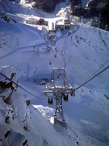 The funitel at Verbier, Switzerland. An evacuation line runs above the funitel Funi Space Talstation.jpg