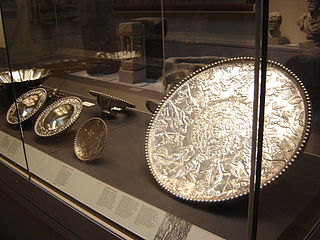 <span class="mw-page-title-main">Mildenhall Treasure</span> Roman silver tableware hoard