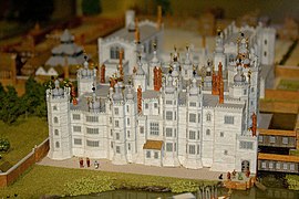 Model of Richmond Palace.jpg