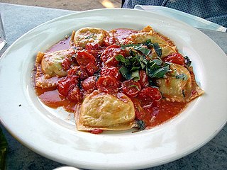 <span class="mw-page-title-main">Marinara sauce</span> Tomato sauce with herbs