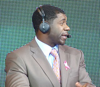 <span class="mw-page-title-main">Roman Oben</span> American football player (born 1972)