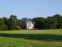 49 Neuillé château.jpg