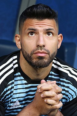 Agüero_in_2018.jpg