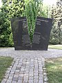 Begraafplaats Graafseweg, monument 22-02-1944.