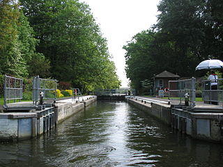 Whitchurch Lock lock and weir on the River Thames in Oxfordshire, England