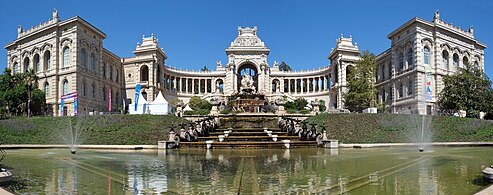 Le Palais Longchamp.