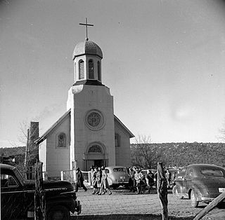 <span class="mw-page-title-main">Peñasco, New Mexico</span> CDP in New Mexico, United States