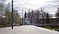 Vue sur le bâtiment 608 de l’université Paris-Saclay, occupé par l’IUT d’Orsay, depuis le Jardin argenté.