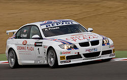 Andy Priaulx driving a BMW 320si for Racing Bart Mampaey at Brands Hatch in 2008. Andy Priaulx 2008 Brands Hatch.jpg