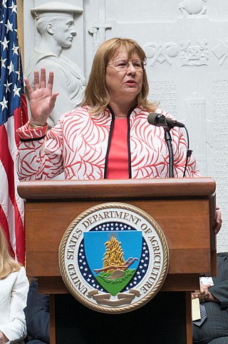 <span class="mw-page-title-main">Ann Bartuska</span> American ecologist and biologist (born 1953)