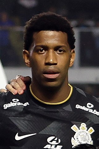 <span class="mw-page-title-main">Gil (footballer, born June 1987)</span> Brazilian footballer