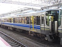 クハ222-1007 Aシート車