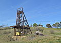 English: Headframe over an abandoned mine shaft at Lucknow, New South Wales