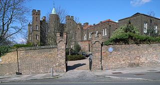 <span class="mw-page-title-main">Vanbrugh Castle</span>