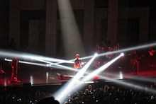 Bruno Mars and The Hooligans performing with strobe lights Bruno Mars Concert 2.jpg