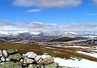 Teil der Cairngorms vom Berg Geal Charn aus gesehen