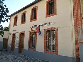 The town hall in Thuès-Entre-Valls